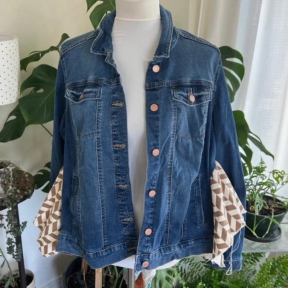 Wild Hope Upcycled Green Patterned Kantha Stretch Jean Jacket M - Picture 2 of 14